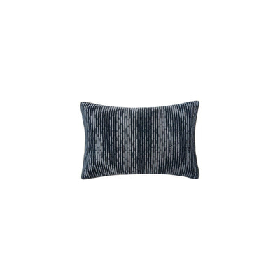 https://www.elisabethyork.com/cdn/shop/products/wren-decorative-pillow-1_400x.jpg?v=1664305059